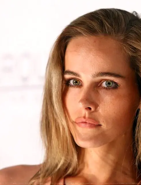 Isabel Lucas