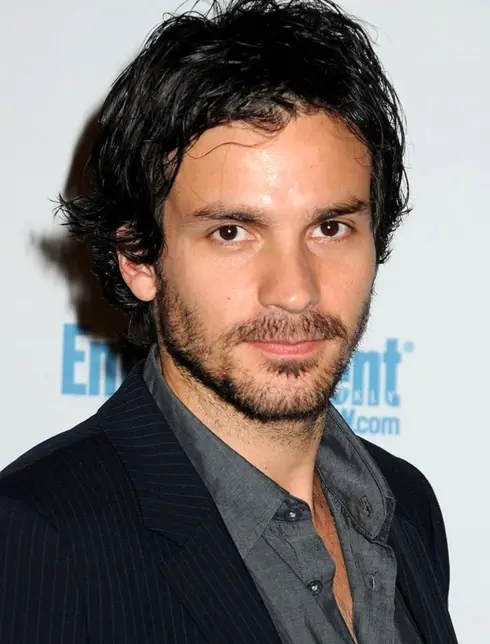 Santiago Cabrera